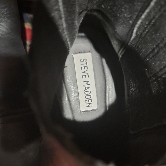Steve Madden Black Chunky Ankle Boots - Picture 4 of 5